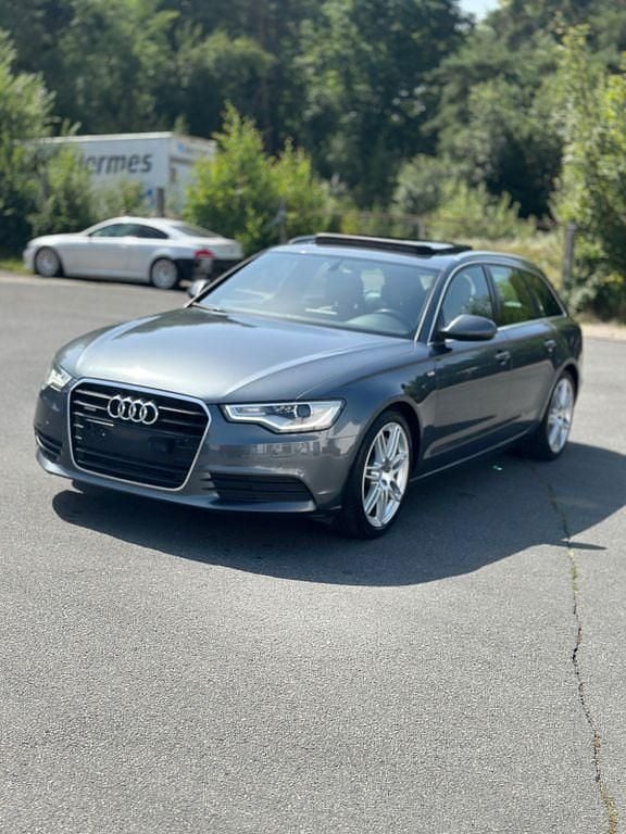 Grau Gebraucht 2012 Audi A6 Sport Kombi | 12.800 € (Guter Preis) - Bild 1/4
