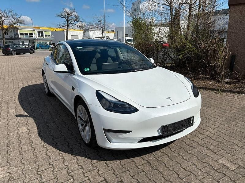 Gebraucht Tesla Model 3 377 kW (513 PS) 2022 Weiß Limousine