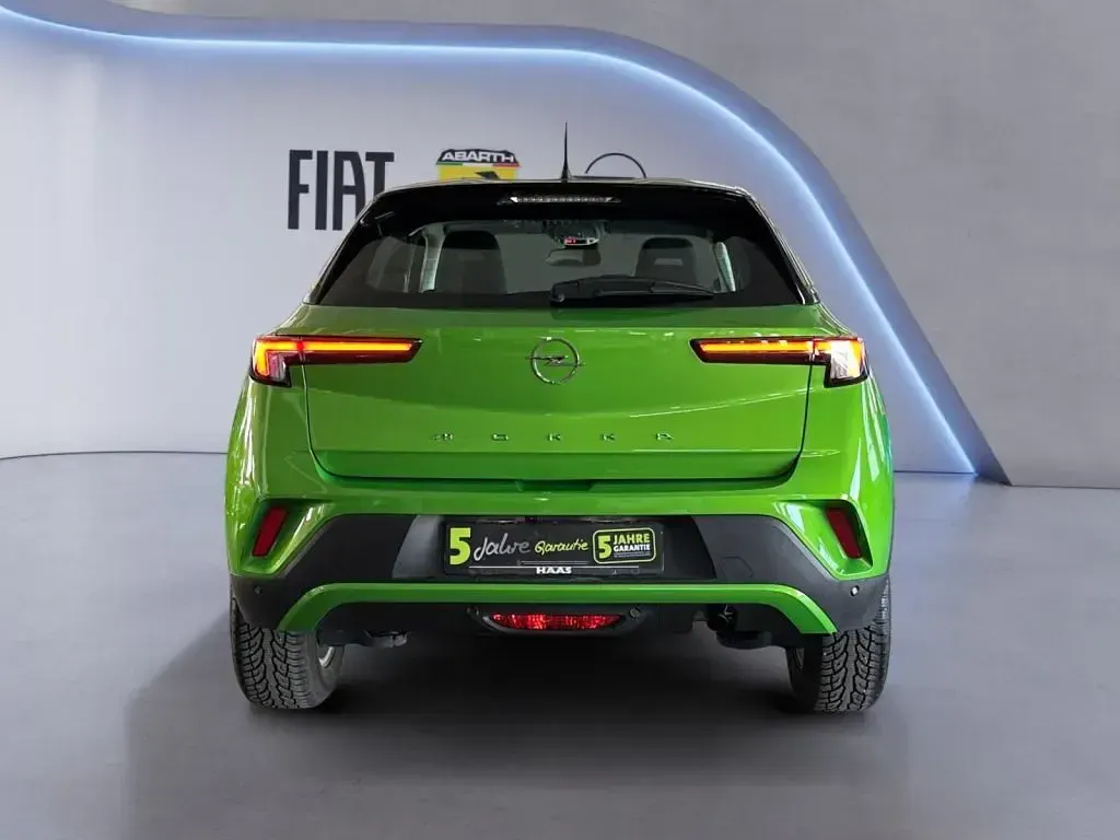 Usado Opel Mokka Edition 101 HP (74 kW) 2023 Verde SUV