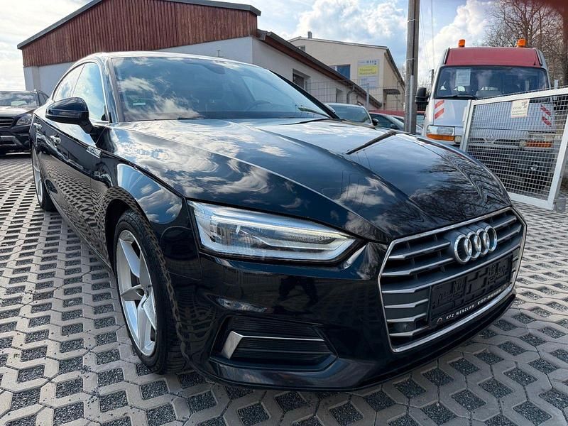 Gebraucht Audi A5 Ambiente 190 PS (139 kW) 2018 Schwarz Coupé