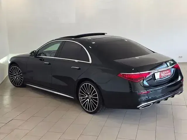 Gebraucht Mercedes S400 AMG line 330 PS (242 kW) 2021 Grün Limousine