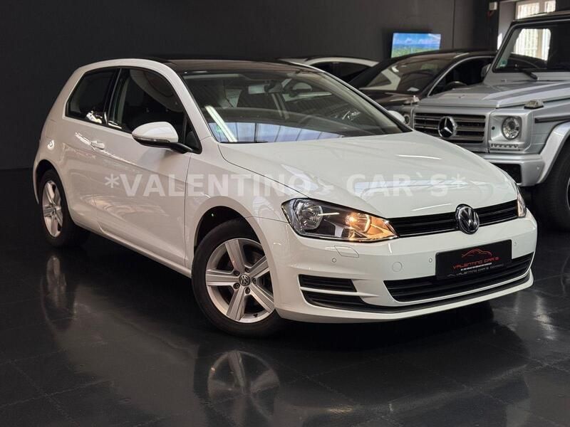 Weiß Gebraucht 2014 VW Golf VII Comfortline Limousine | 12.499 € (Fairer Preis) - Bild 1/4