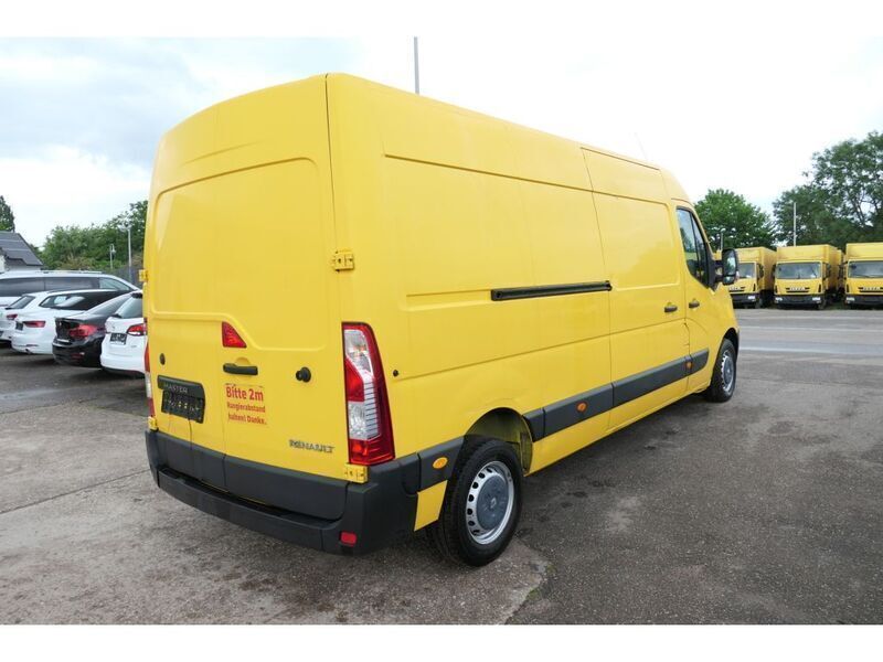 Gebraucht Renault Master 131 PS (96 kW) 2017 Gelb Van