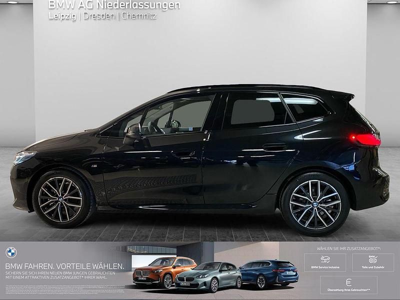 Gebraucht BMW 220 Active Tourer M Sport 156 PS (114 kW) 2025 Schwarz Van / Kleinbus
