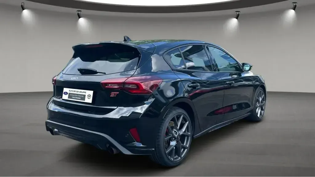 Gebraucht Ford Focus ST 280 PS (205 kW) 2024 Schwarz Limousine