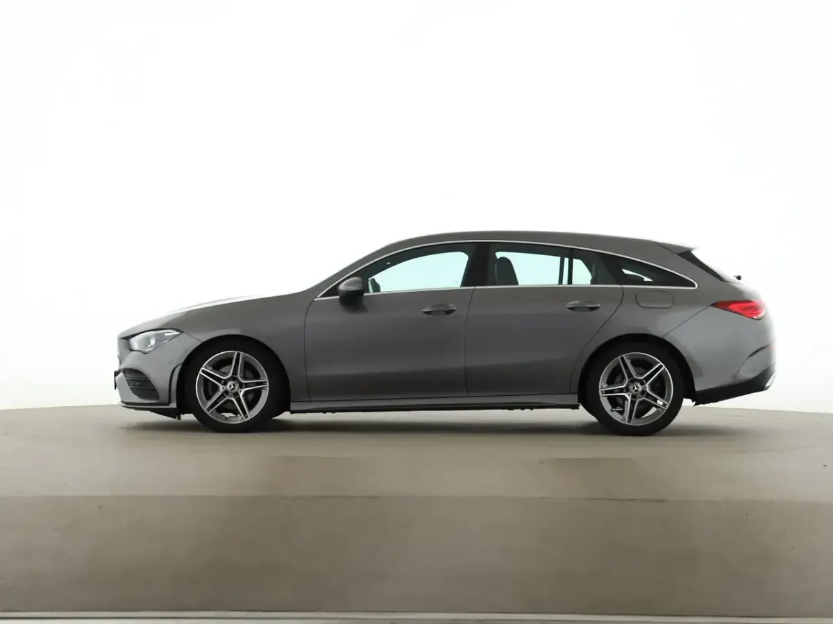 Gebraucht Mercedes CLA200 AMG 150 PS (110 kW) 2023 Grau Coupé