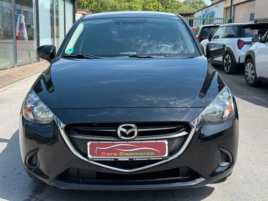 Gebraucht Mazda 2 Center-Line 75 PS (55 kW) 2016 Schwarz Limousine