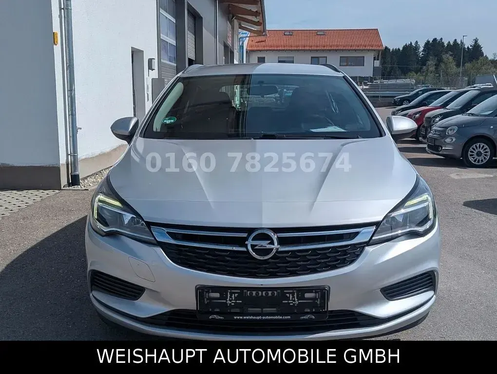 Używany Opel Astra Edition 110 KM (80 kW) 2019 Srebrny Kombi