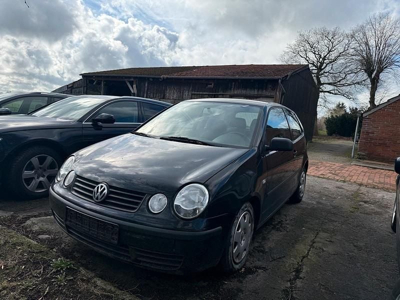 Gebraucht VW Polo 75 PS (55 kW) 2001 Schwarz Kleinwagen