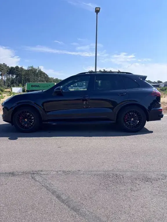 Gebraucht Porsche Cayenne GTS 441 PS (324 kW) 2015 Schwarz SUV