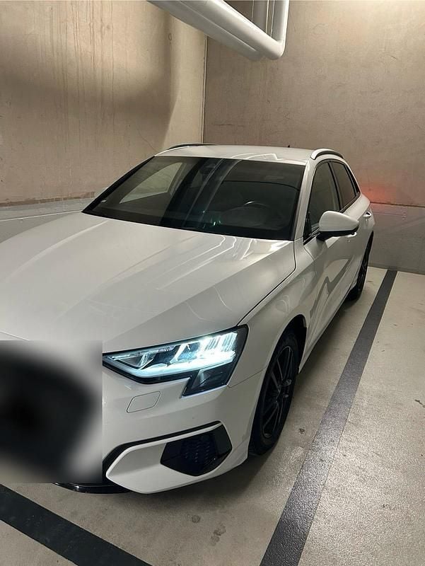 Gebraucht Audi A3 S-Line 116 PS (85 kW) 2022 Weiß Limousine