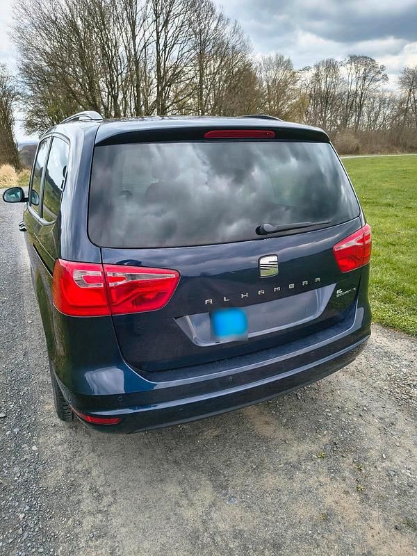Gebraucht Seat Alhambra 140 PS (102 kW) 2011 Blau Van / Kleinbus