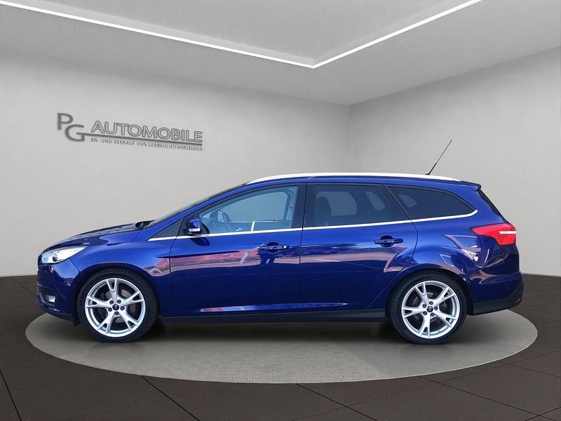 Używany Ford Focus Titanium 150 KM (110 kW) 2016 Niebieski Kombi
