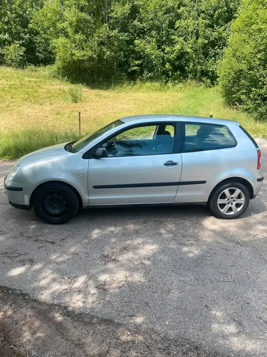 Gebraucht VW Polo 54 PS (39 kW) 2003 Grau Kleinwagen