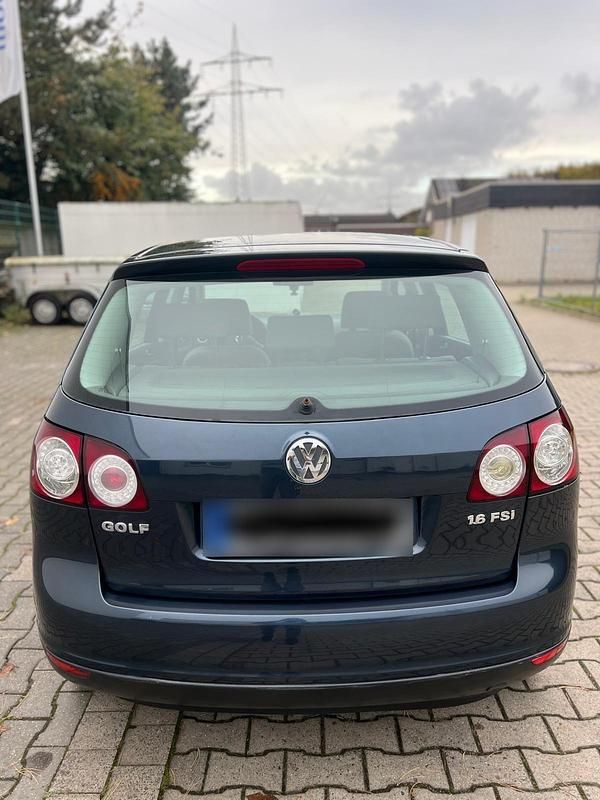 Gebraucht VW Golf IV 106 PS (77 kW) 2005 Blau Kleinwagen