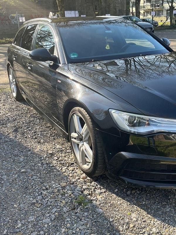 Gebraucht Audi A6 Sport 218 PS (160 kW) 2016 Schwarz Kombi