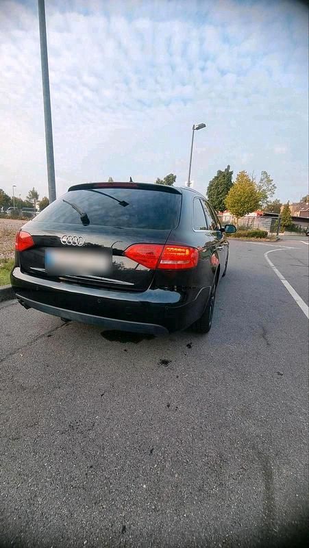 Gebraucht Audi A4 Comfort 143 PS (105 kW) 2011 Schwarz Kombi