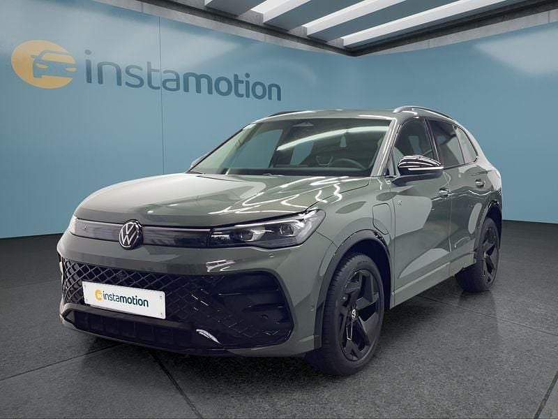 Grün Gebraucht 2025 VW Tiguan SUV | 48.399 € (Fairer Preis) - Bild 1/4