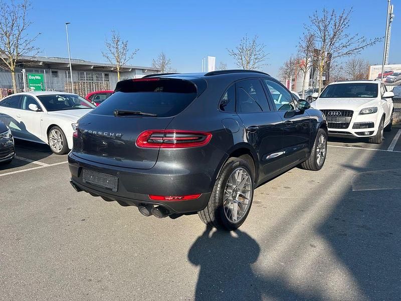 Gebraucht Porsche Macan 252 PS (185 kW) 2018 Grau SUV