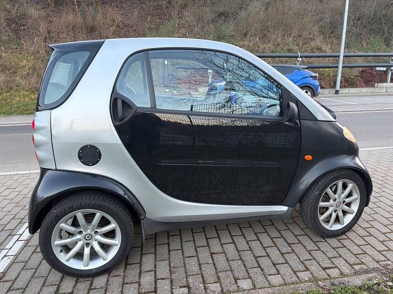 Gebraucht Smart ForFour 41 PS (30 kW) 2000 Schwarz Kleinwagen