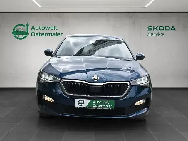Gebraucht Skoda Scala Ambition 110 PS (80 kW) 2021 Blau Kleinwagen
