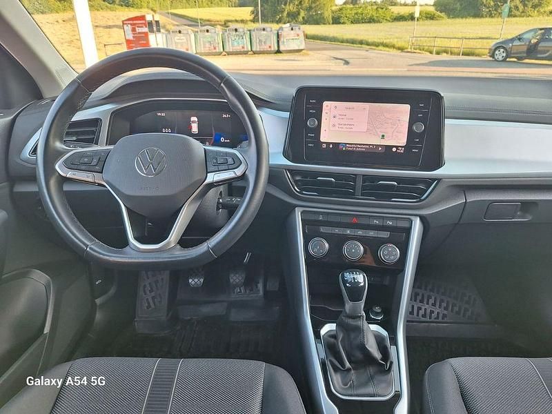 Andere farben Gebraucht 2023 VW T-Roc Life SUV | 20.000 € - Bild 1/4