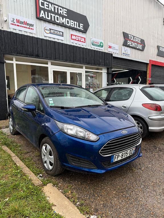 Gebraucht Ford Fiesta Titanium 82 PS (60 kW) 2014 Blau Kleinwagen