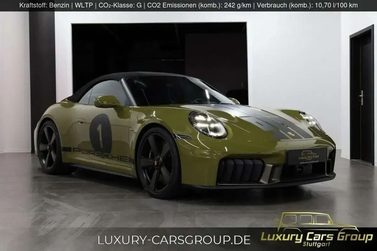 Gebraucht Porsche 992 541 PS (397 kW) 2026 Olive neo Cabrio