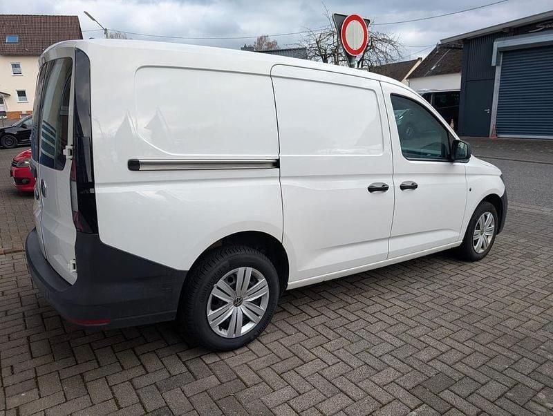 Gebraucht VW Caddy Maxi 102 PS (75 kW) 2024 Weiß Van / Kleinbus