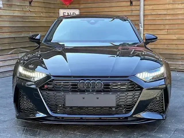 Gebraucht Audi RS7 Sport 600 PS (441 kW) 2023 Mythosschwarz Kleinwagen