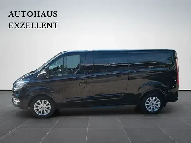 Gebraucht Ford Tourneo Custom Titanium X 170 PS (125 kW) 2023 Andere Van