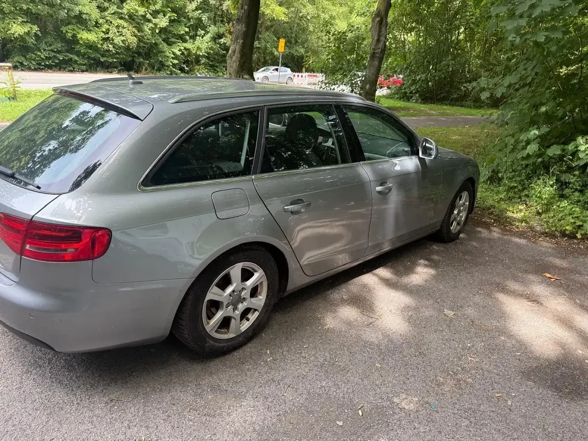 Gebraucht Audi A4 Ambiente 170 PS (125 kW) 2009 Grau Kombi