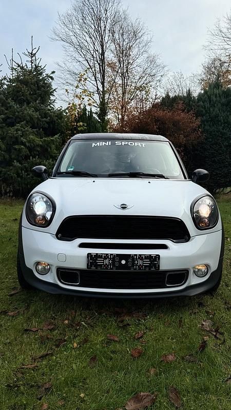 Weiß Gebraucht 2013 Mini Cooper SD Kleinwagen | 10.500 € - Bild 1/4