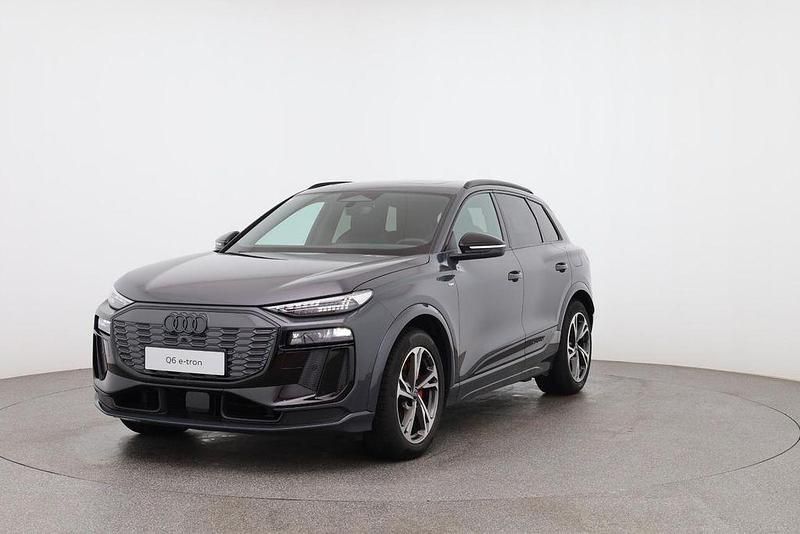 Grau Gebraucht 2025 Audi Q6 e-tron Sport SUV | 74.990 € (Superpreis) - Bild 1/4