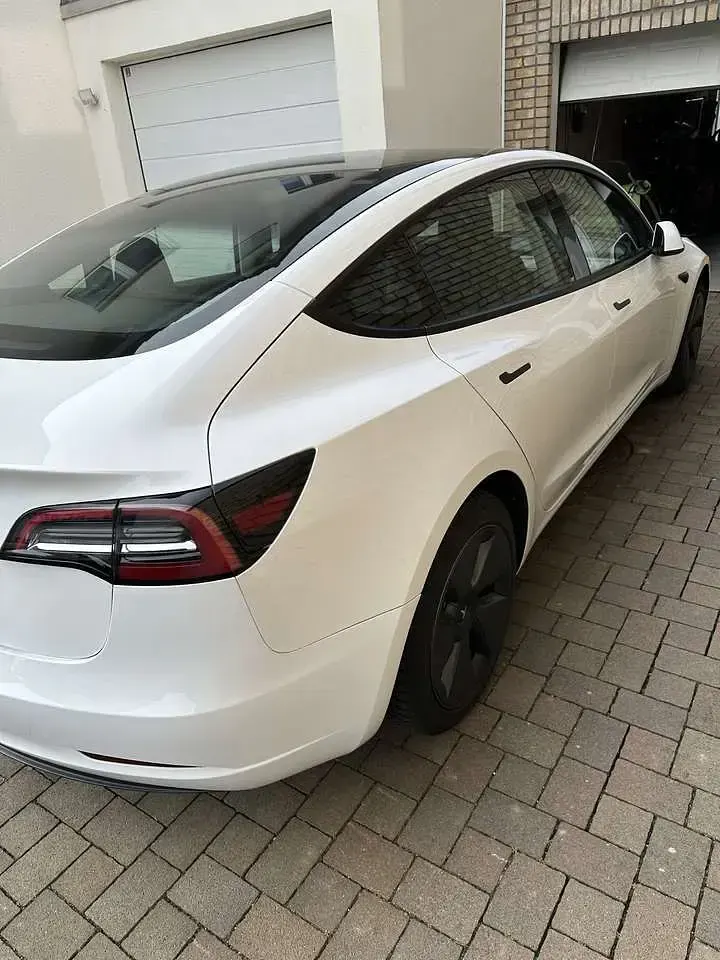 Gebraucht Tesla Model 3 RWD 246 kW (335 PS) 2023 Weiß Limousine