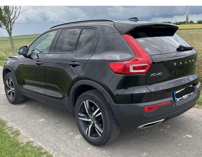 Gebraucht Volvo XC40 R-Design 156 PS (114 kW) 2018 Schwarz SUV