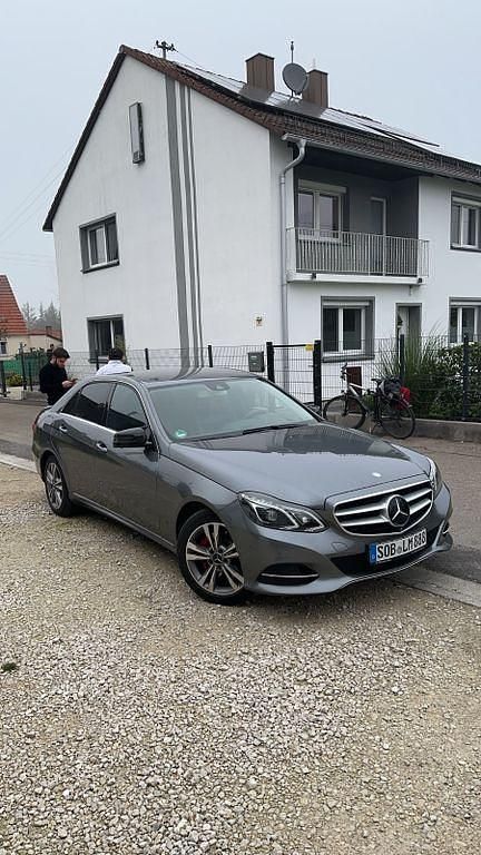 Gebraucht Mercedes E350 Avantgarde 258 PS (189 kW) 2015 Grau Limousine