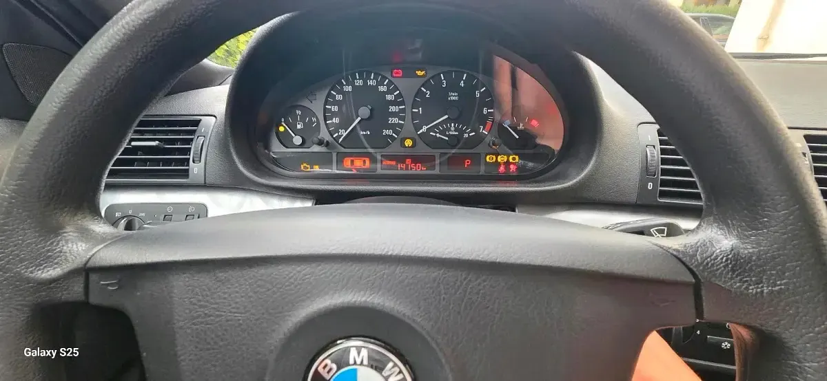 Gebraucht BMW 318 143 PS (105 kW) 2002 Silber Coupé