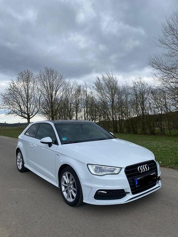 Gebraucht Audi A3 S-Line 140 PS (102 kW) 2014 Weiß Limousine