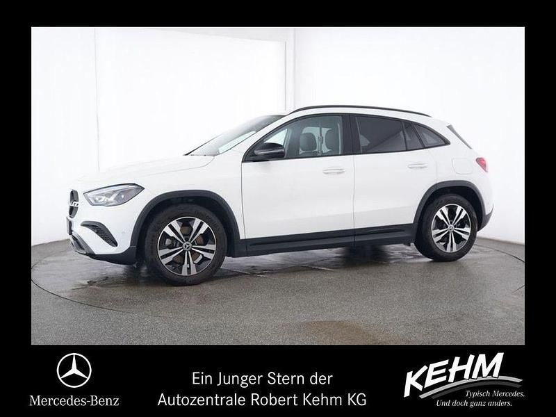 Weiß Gebraucht 2024 Mercedes GLA200 SUV | 38.949 € (Fairer Preis) - Bild 1/4