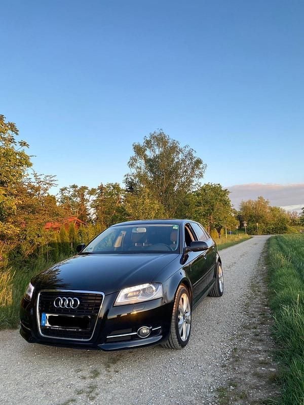 Schwarz Gebraucht 2012 Audi A3 Limousine | 6.000 € (Fairer Preis) - Bild 1/4