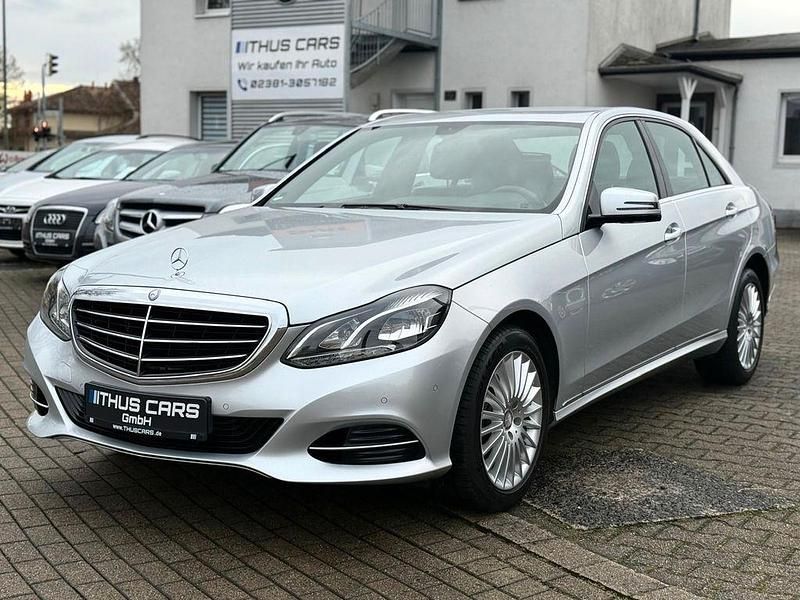 Gebraucht Mercedes E200 136 PS (100 kW) 2013 Silber Limousine