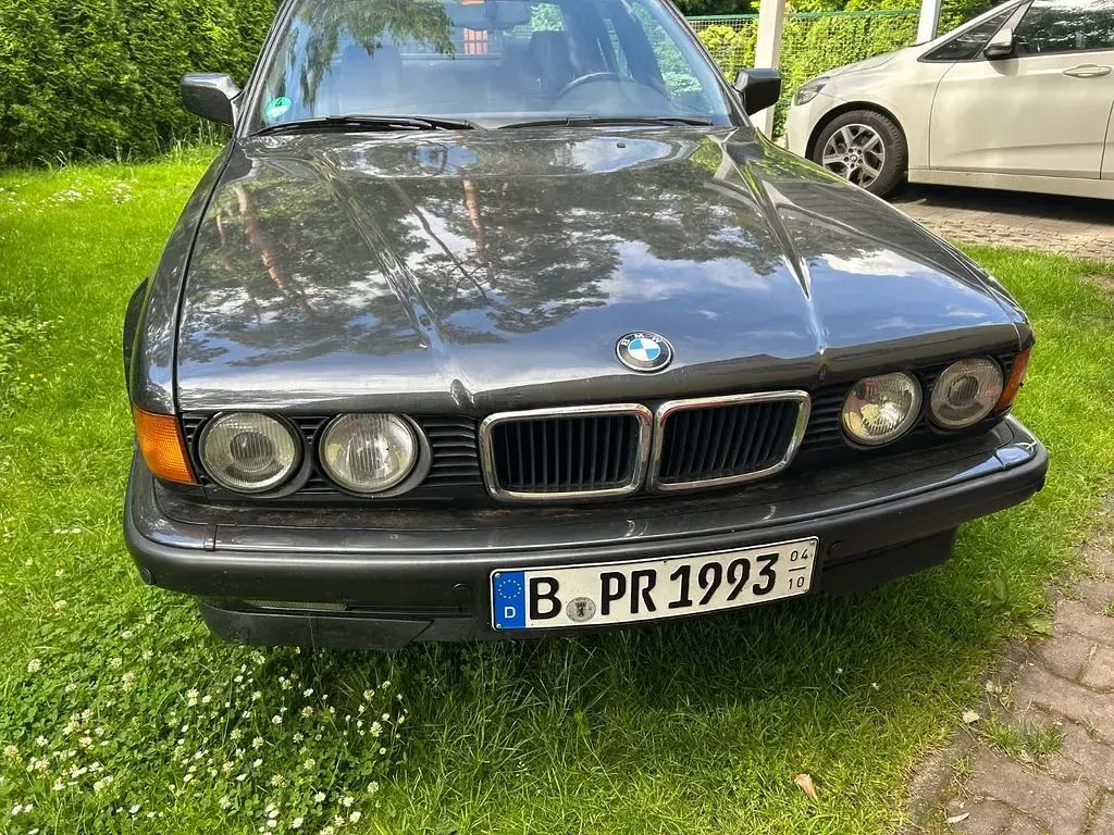 Gebraucht BMW 730 296 PS (217 kW) 1990 Schwarz Limousine