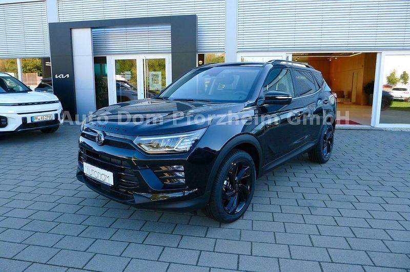 Space black Neu 2025 Ssangyong (KGM) Korando SUV | 33.750 € - Bild 1/4