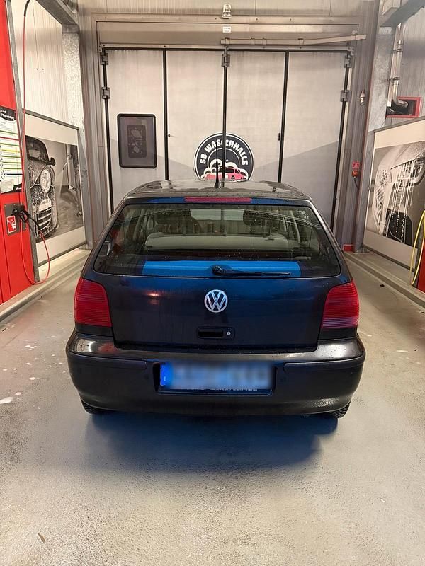 Gebraucht VW Polo 60 PS (44 kW) 2001 Schwarz Kleinwagen