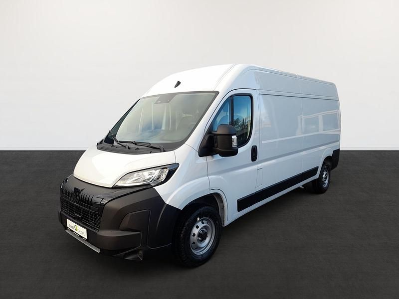 Kaolinweiß Gebraucht 2024 Peugeot Boxer Van | 23.092 € (Superpreis) - Bild 1/4
