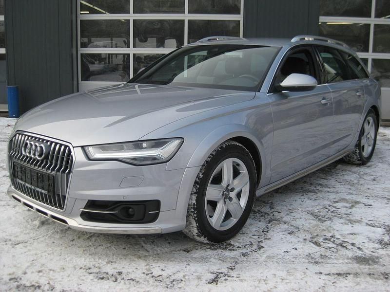 Florettsilber metallic Gebraucht 2017 Audi A6 Allroad Sport Kombi | 23.700 € (Etwas zu teuer) - Bild 1/4
