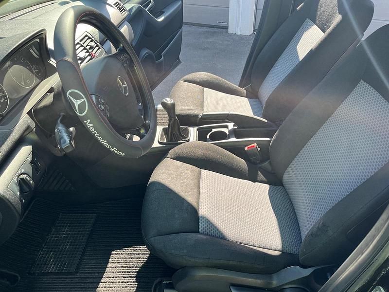 Gebraucht Mercedes A150 95 PS (69 kW) 2008 Schwarz Kleinwagen