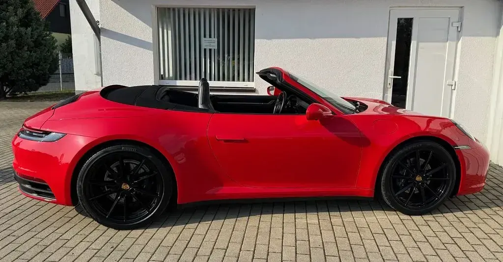 Gebraucht Porsche 911 Carrera Cabriolet 385 PS (283 kW) 2020 Rot Cabrio