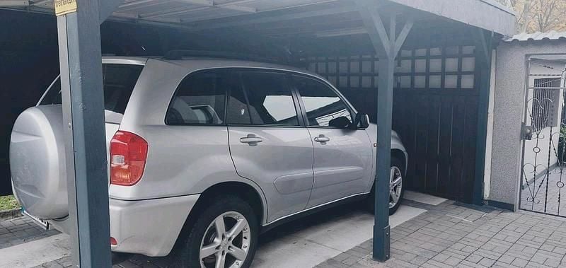 Silber Gebraucht 2003 Toyota RAV4 SUV | 5.000 € (Fairer Preis) - Bild 1/4